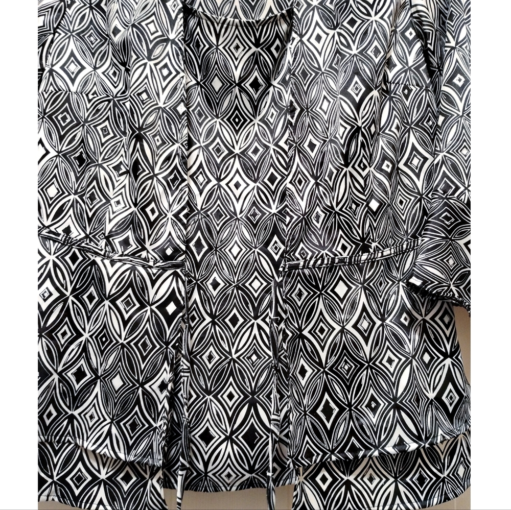 Pattern Blouse - Picture 9 of 15